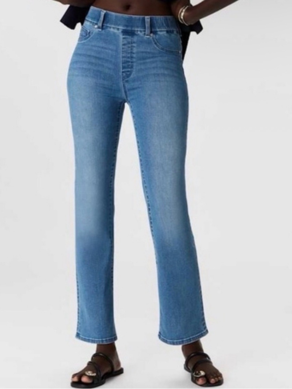 QUINCE Nina Pull On Stretch Kick Flare Jeans, Bootcut, Small